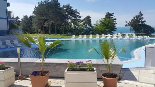 Поморие: Blue Bay Palace Apart Complex