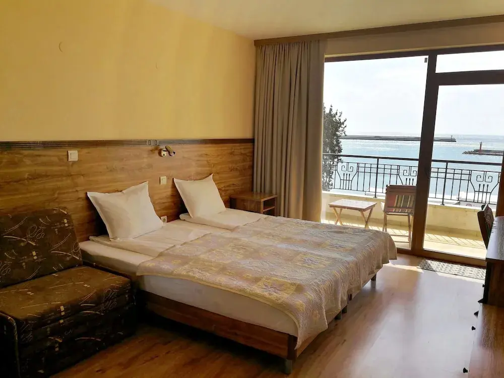 Балчик: Iris Hotel