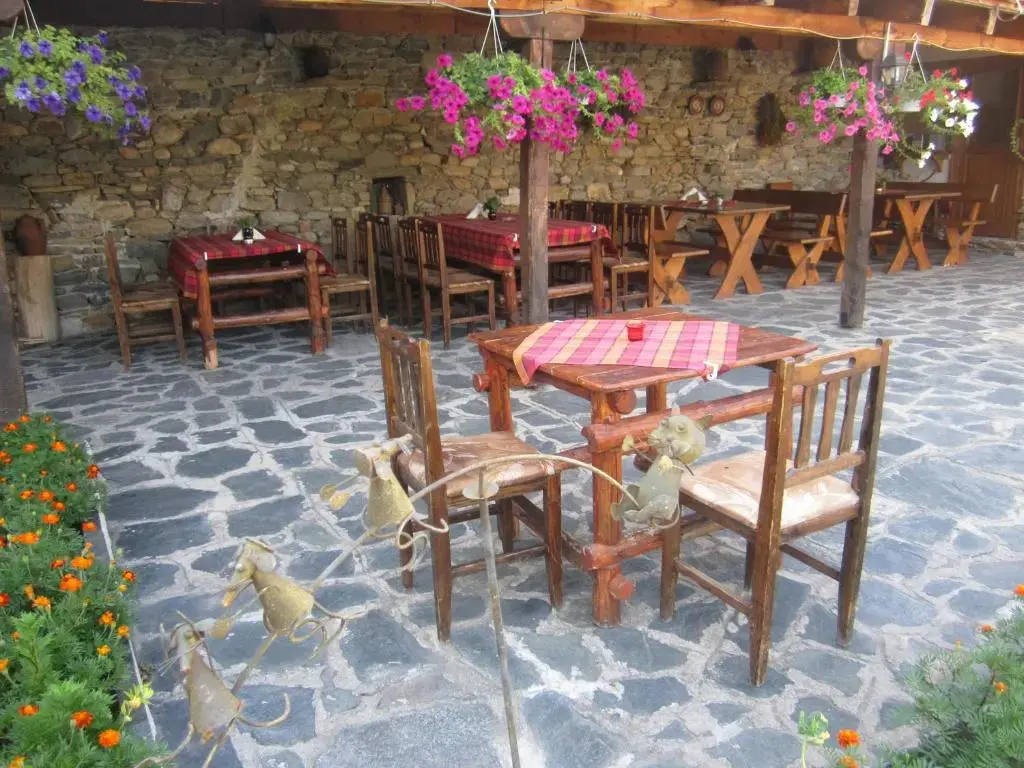 Марчево: Guest House Popov