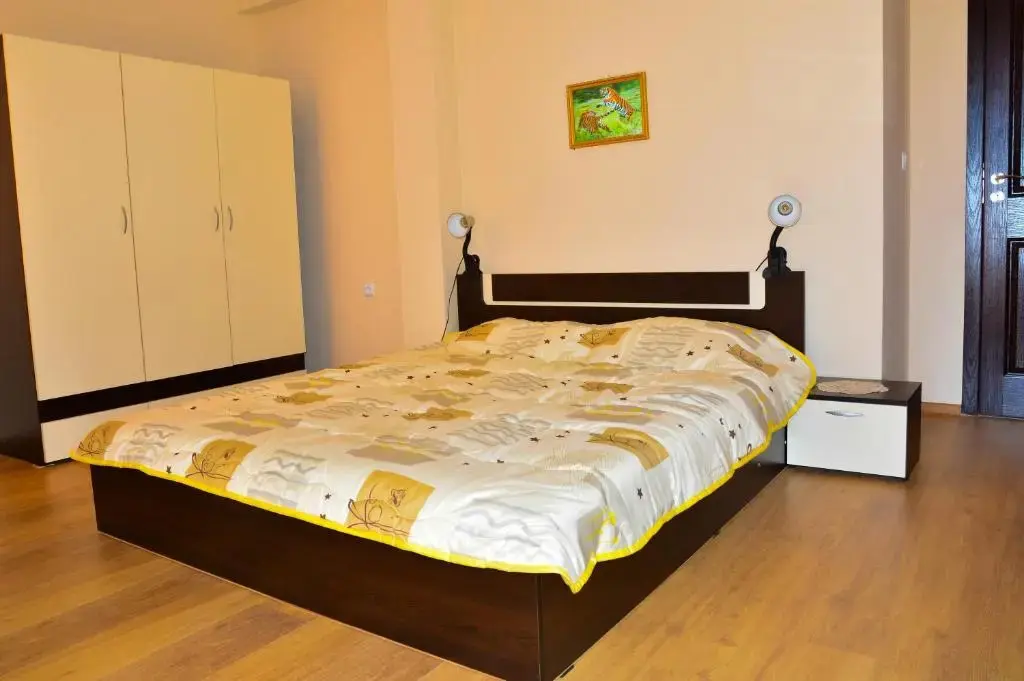 Бургас: Ddenko Apartment