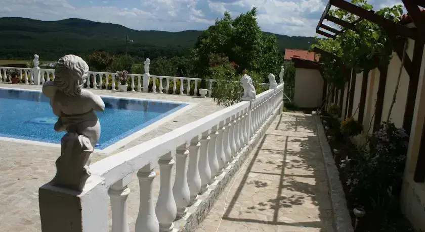 Царево: Rose Garden Guest House