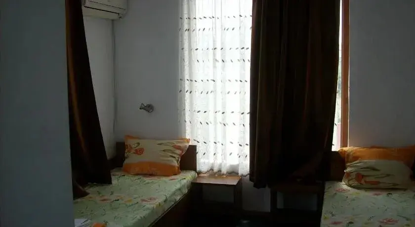 Приморско: Hotel Neven