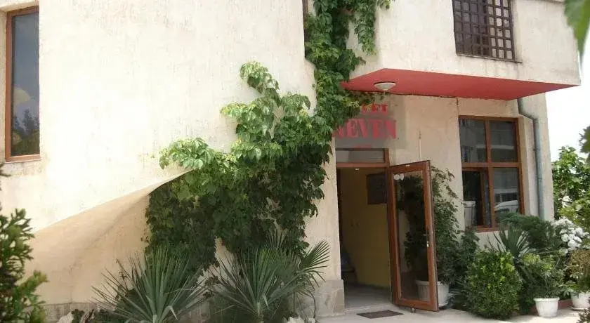 Приморско: Hotel Neven