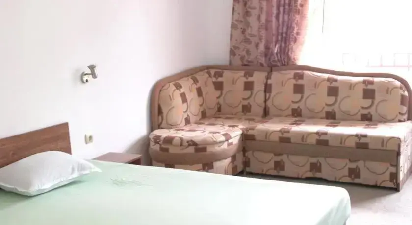 Приморско: Hotel Neven