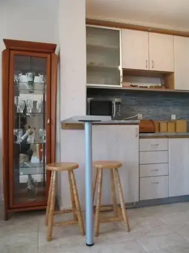 Солнечный берег: Mila Apartments in Elit 1