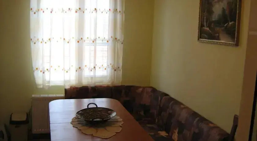 Цар-Симеоново: Guest House Gorski Kut