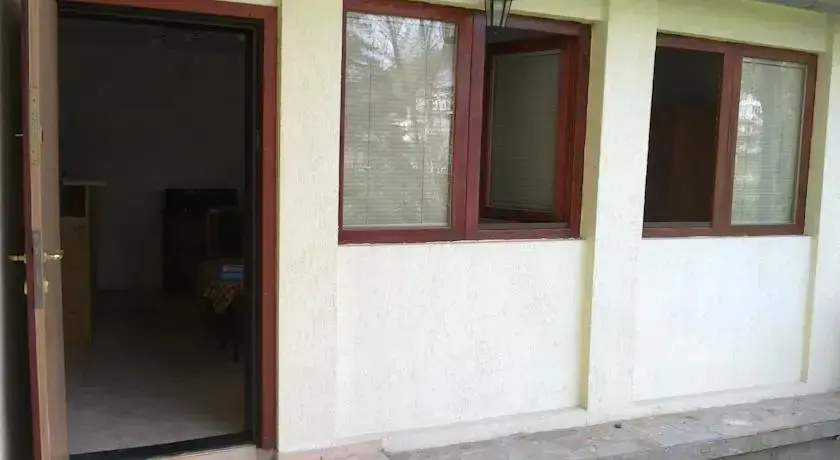 Смолян: Guest House Chinara