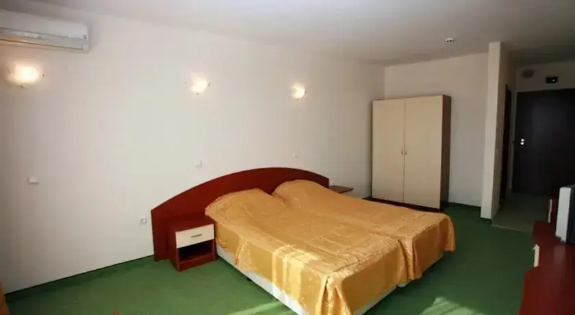 Обзор: Obzor City Hotel