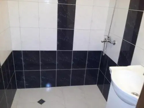 Варна: Lider Apartment Bakston