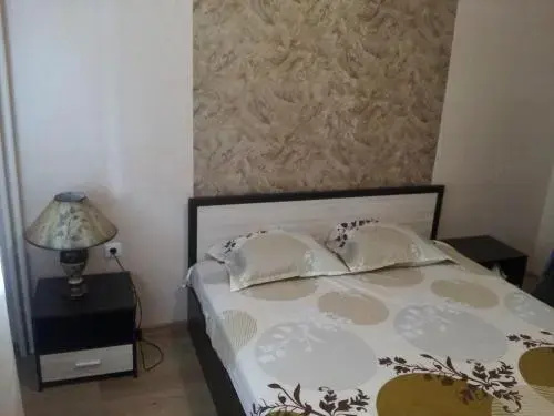 Варна: Lider Apartment Bakston