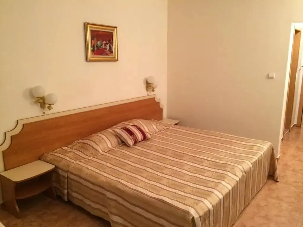 Солнечный берег: Oleander House And Tennis Club