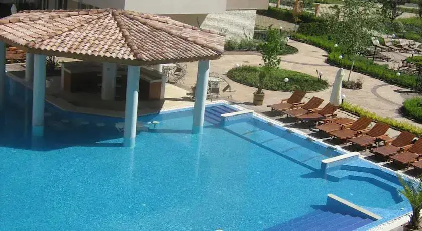Солнечный берег: Apartment in Dawn Park Aparthotel