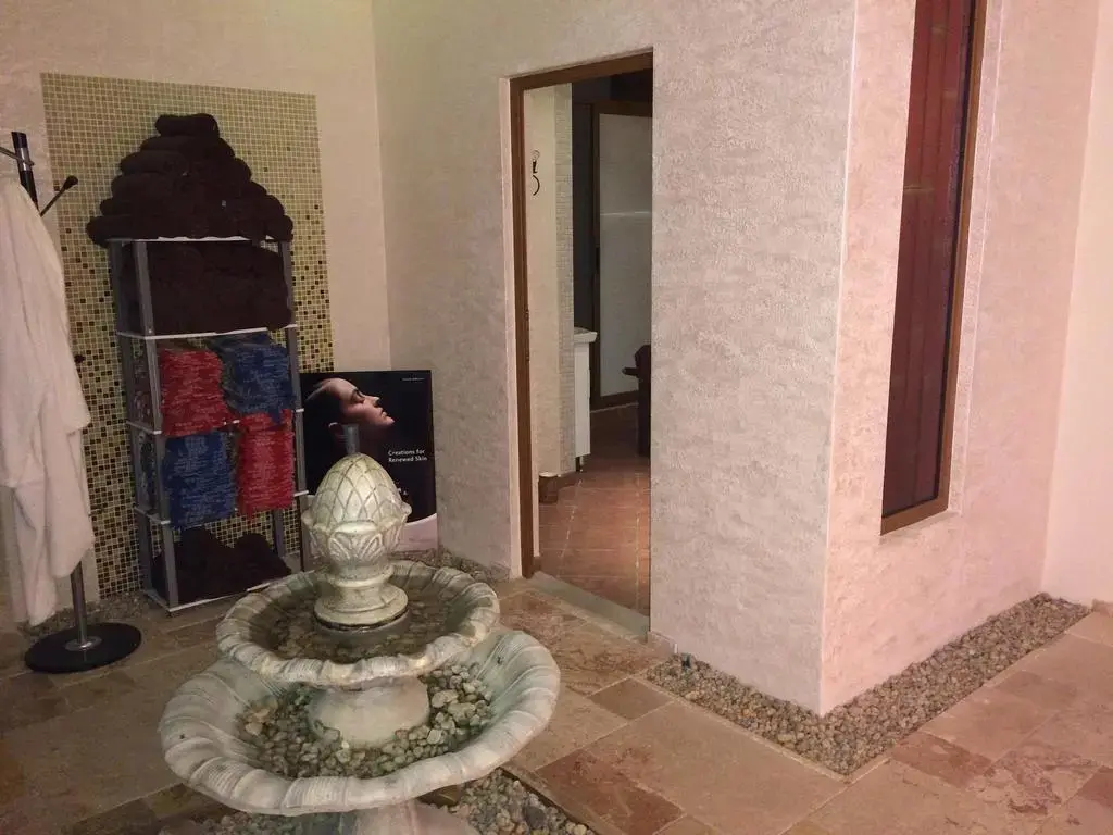Поморие: Rose Gardens Apart Hotel