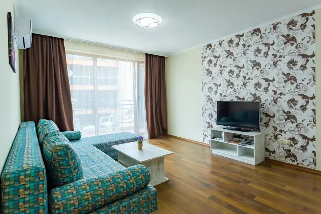 Поморие: Rose Gardens Apart Hotel