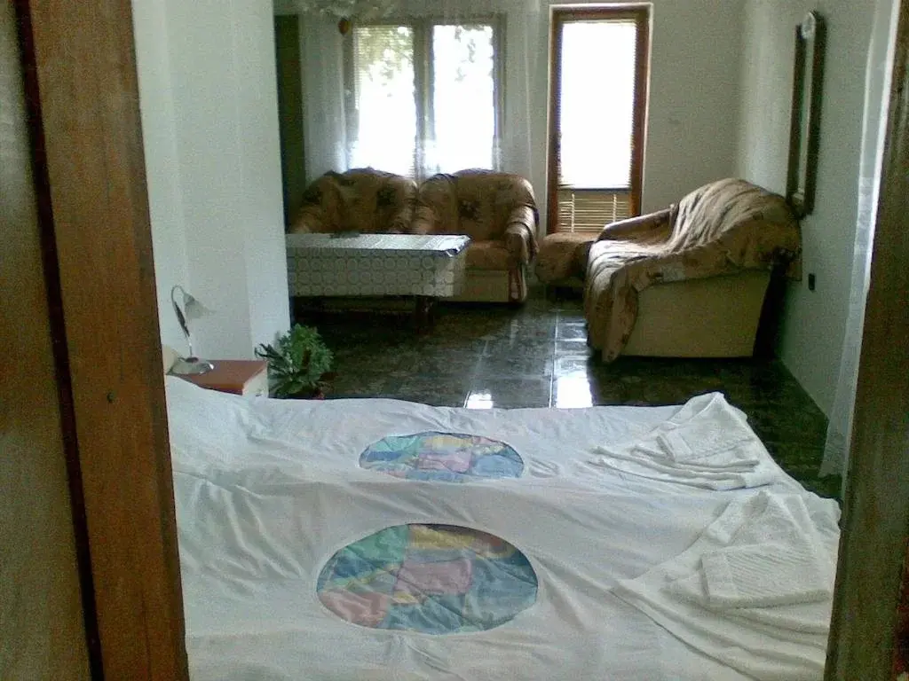 Созополь: Farlalievi Guest House