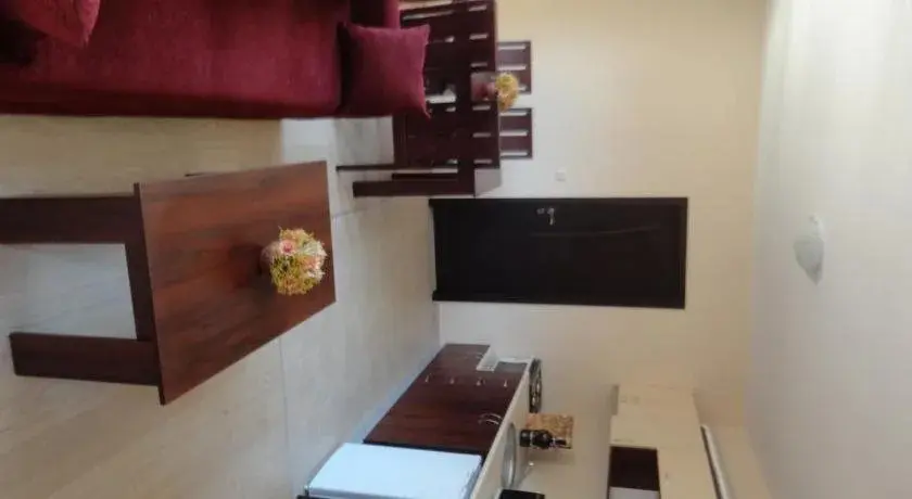 Поморие: Holiday Apartments in Pomorie