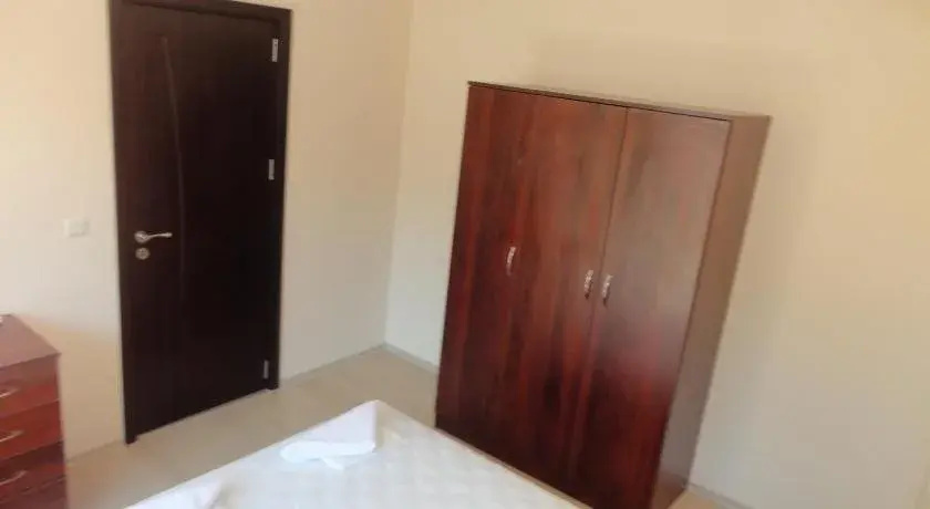 Поморие: Holiday Apartments in Pomorie