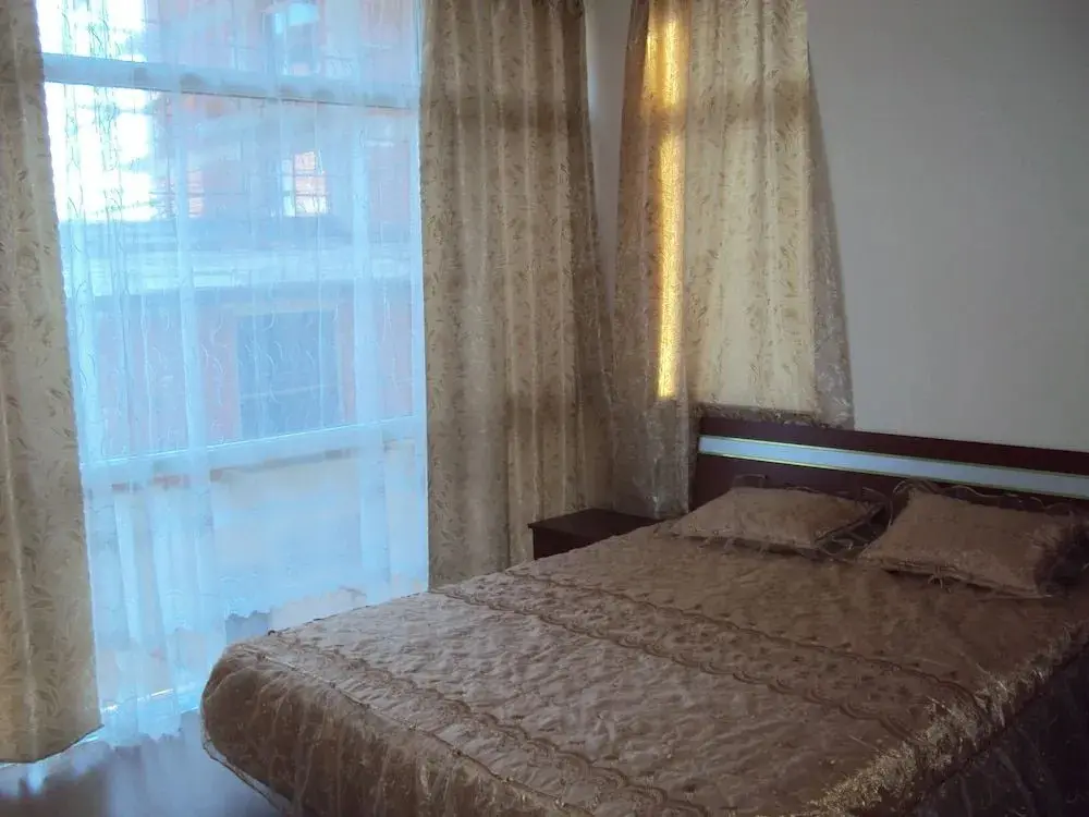 Солнечный берег: Sun City Apartments