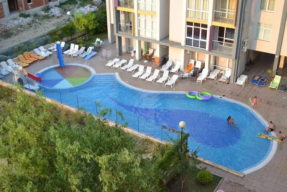 Солнечный берег: Sun City Apartments