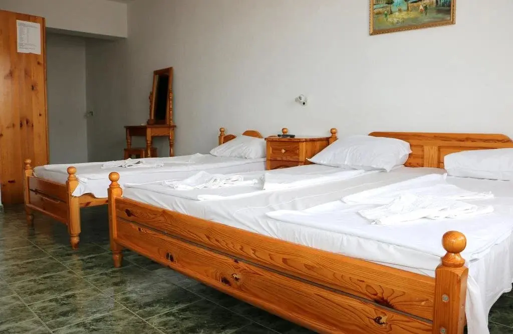 Равда: Guest House Kostadinovi