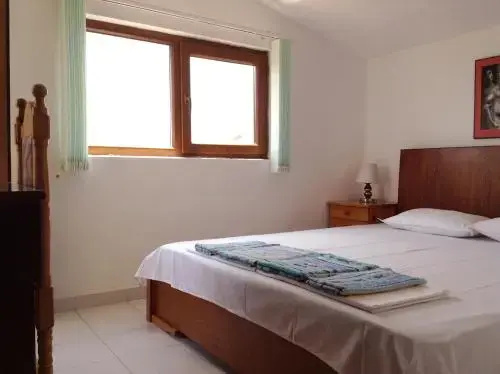 Черноморец: Guest House Yavorov
