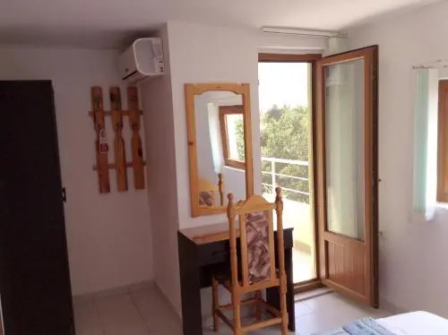 Черноморец: Guest House Yavorov