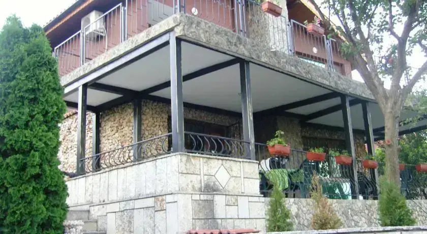 Балчик: Rumyana House