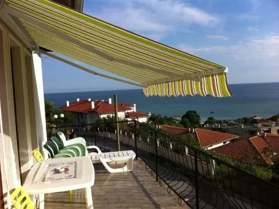 Каварна: Villa Dechkoni