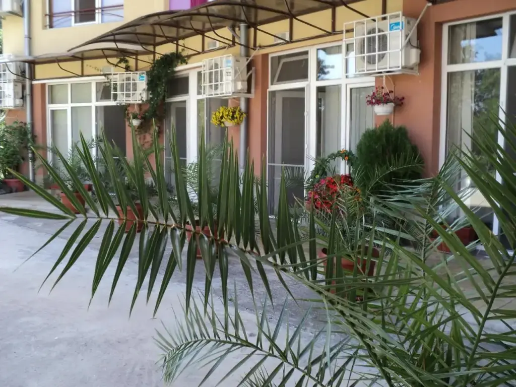 Созополь: Meni Apartments and Guest Rooms