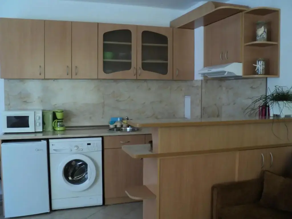 Созополь: Meni Apartments and Guest Rooms