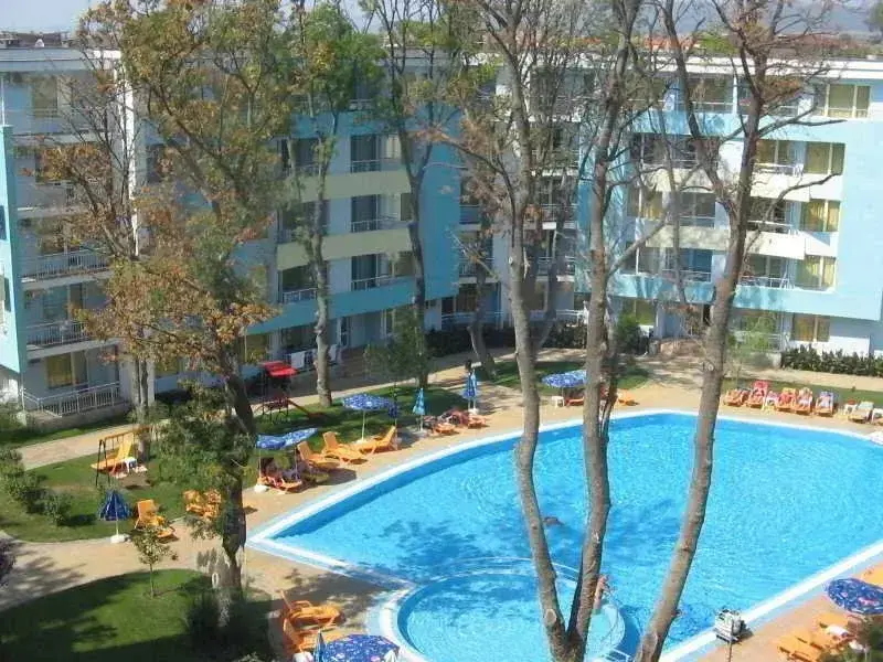 Солнечный берег: MNG Holiday Yassen Apartments