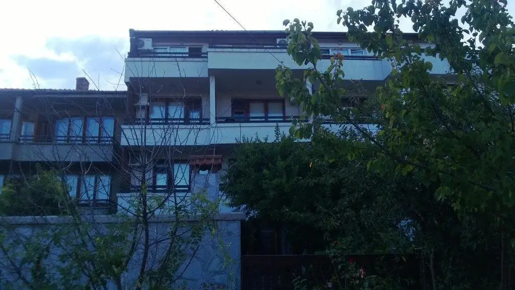 Созополь: Family Hotel Vadjo