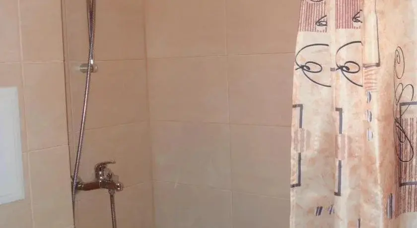 Созополь: Guest House Katinula