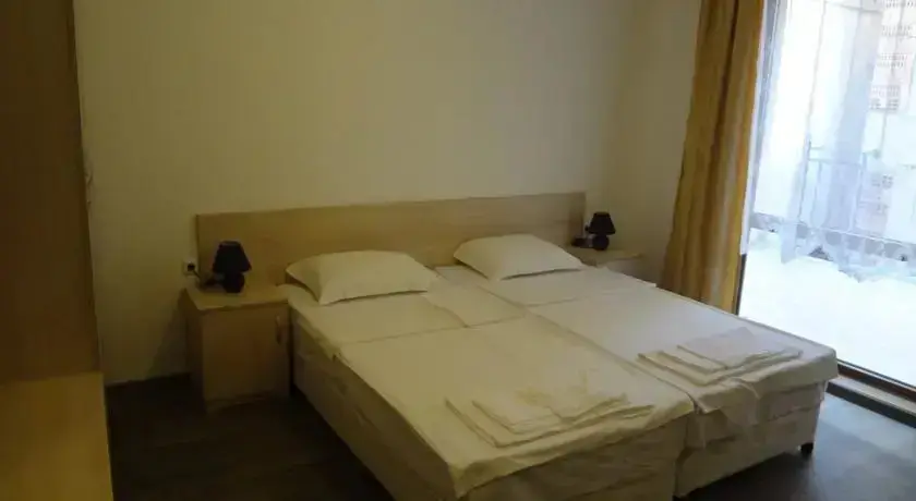 Созополь: Guest House Katinula