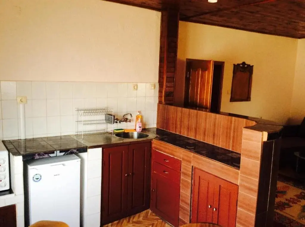 Варна: Guest Rooms Donovi