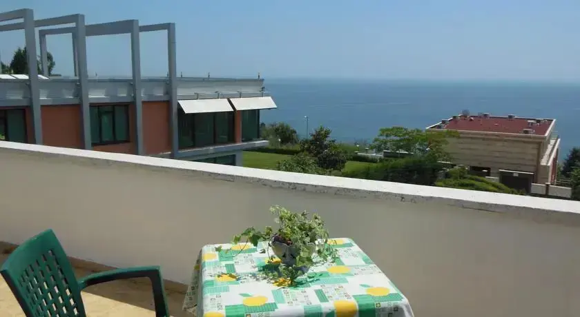 Варна: St.Nikola Holiday Home