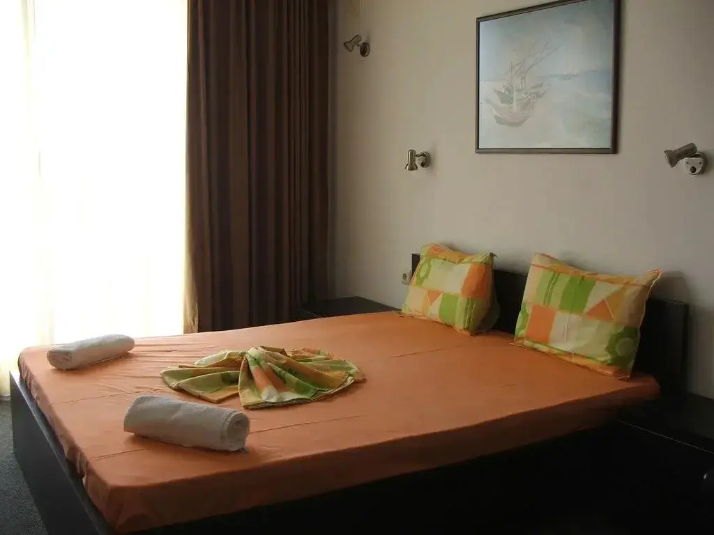 Лозенец: Guest House Compass