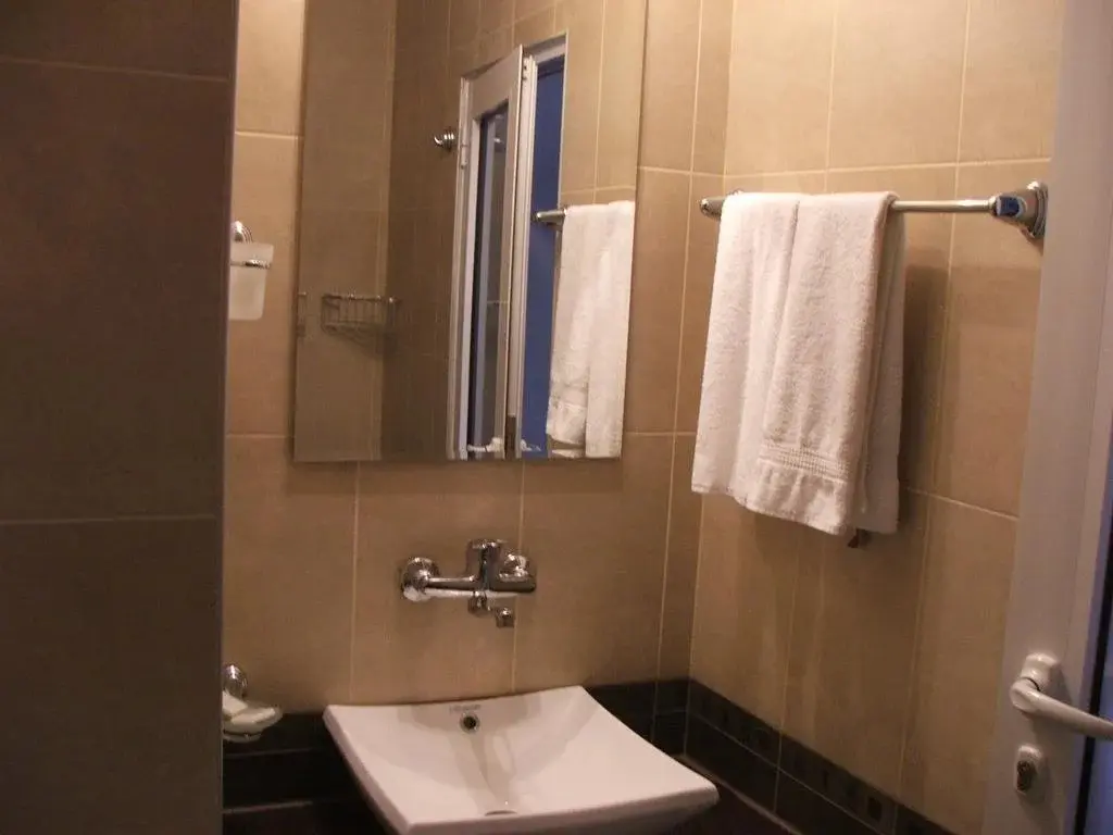 Лозенец: Guest House Compass