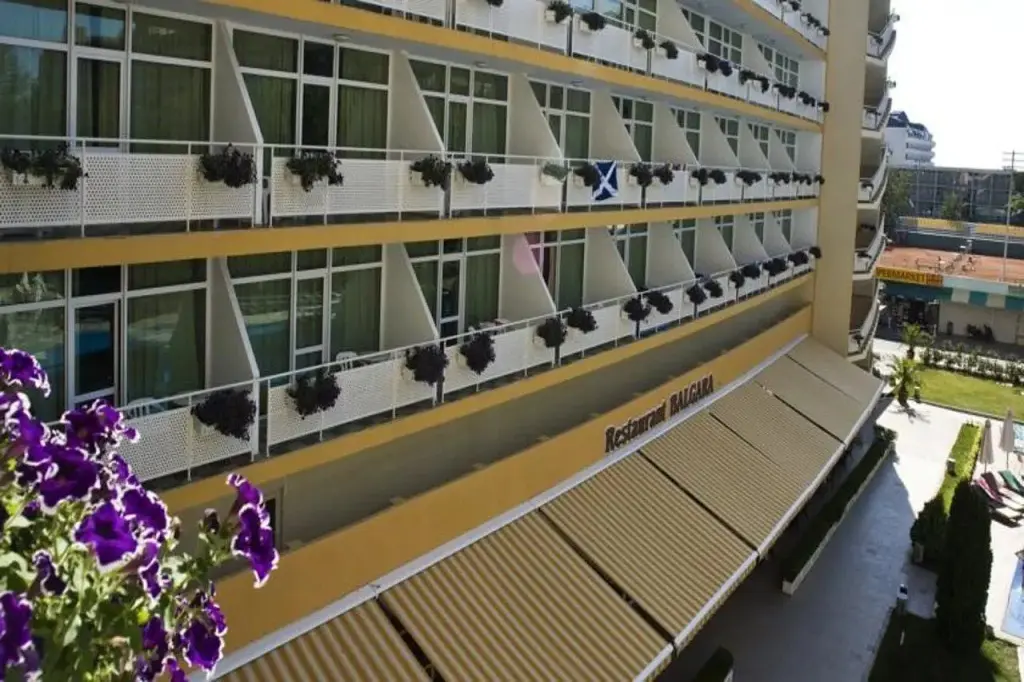 Солнечный берег: Grand Hotel Oasis