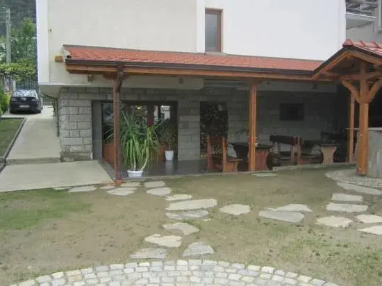 Сапарева баня: Slavina Guest House