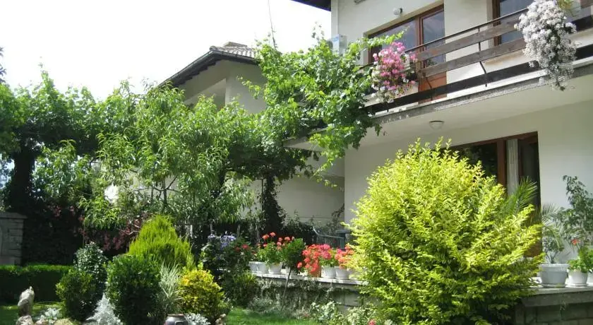 Сапарева баня: Slavina Guest House