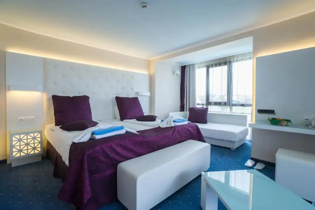 Приморско: Perla Royal Hotel