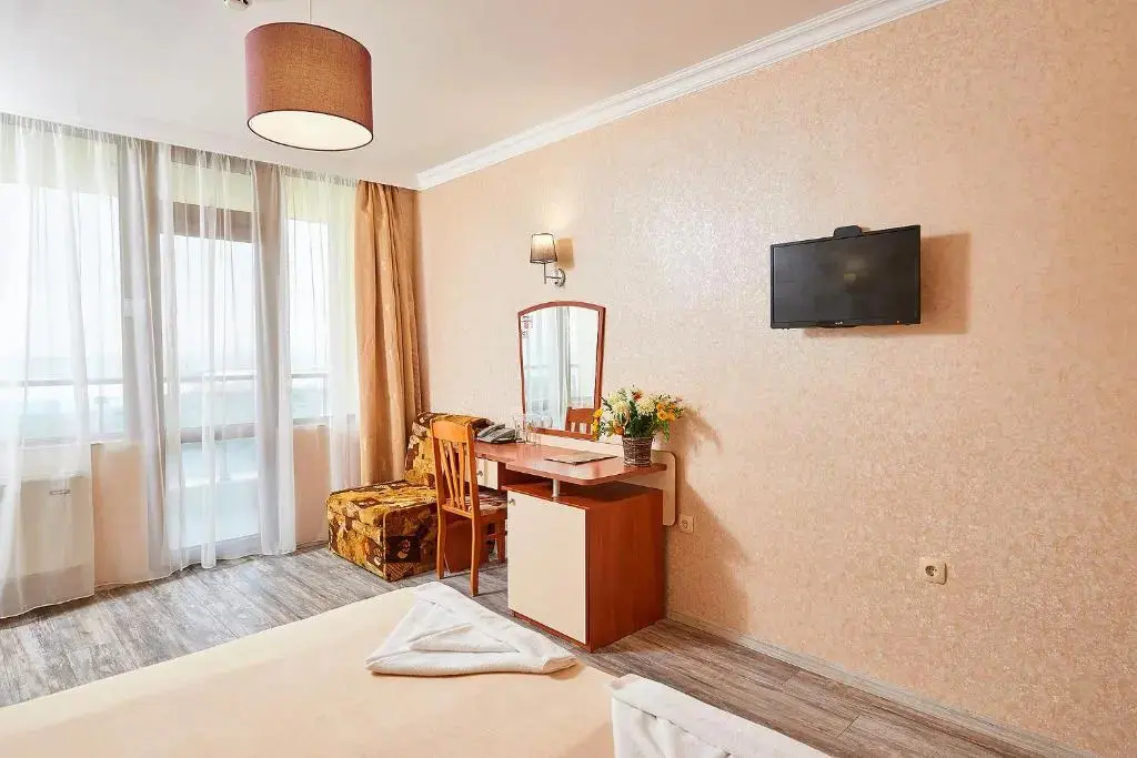 Поморие: St.St.Petar and Pavel Hotel