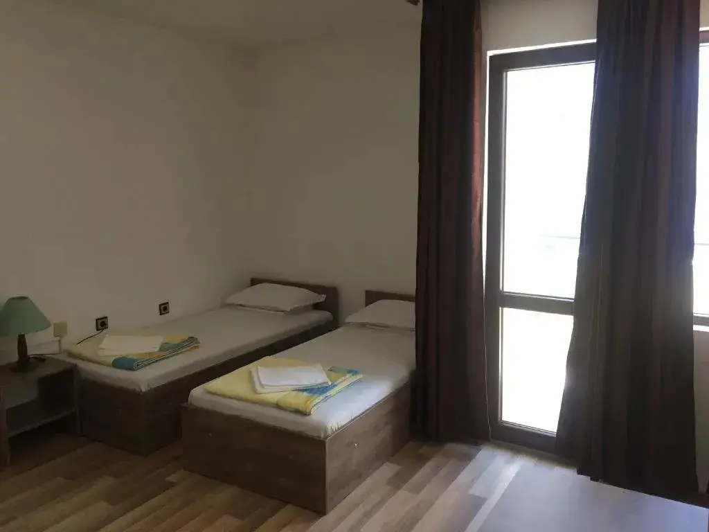 Приморско: Hotel Koral
