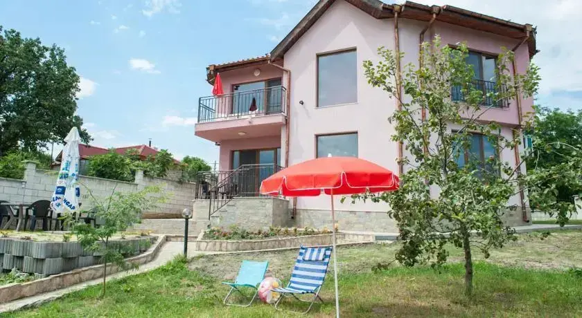 Варна: Vila Kamchija / Villa Kamchia