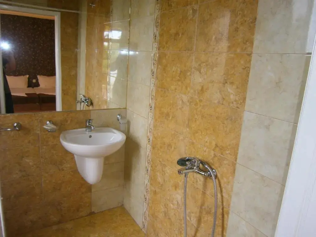Ахелой: Guest House Hristovi