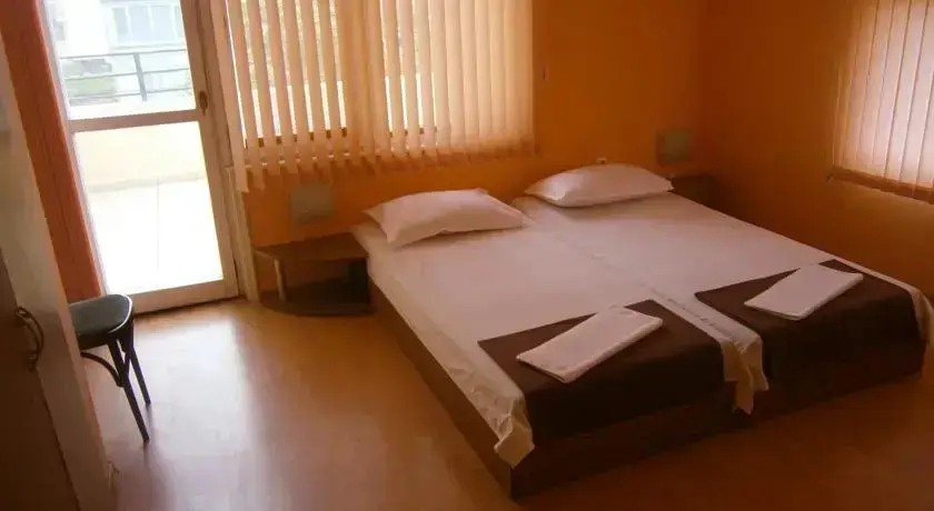 Ахелой: Guest House Hristovi
