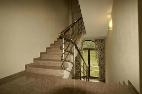 Крумовград: Hotel Divna