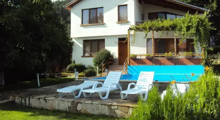 Казанлак: Villa Mirlevi