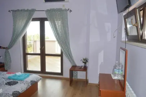 Берковица: Family Hotel Camellia